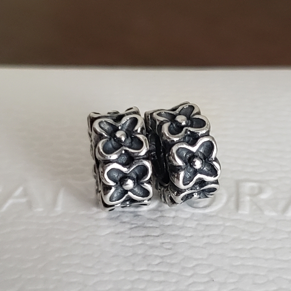 Pair of Aloha Floral Spacer Charms